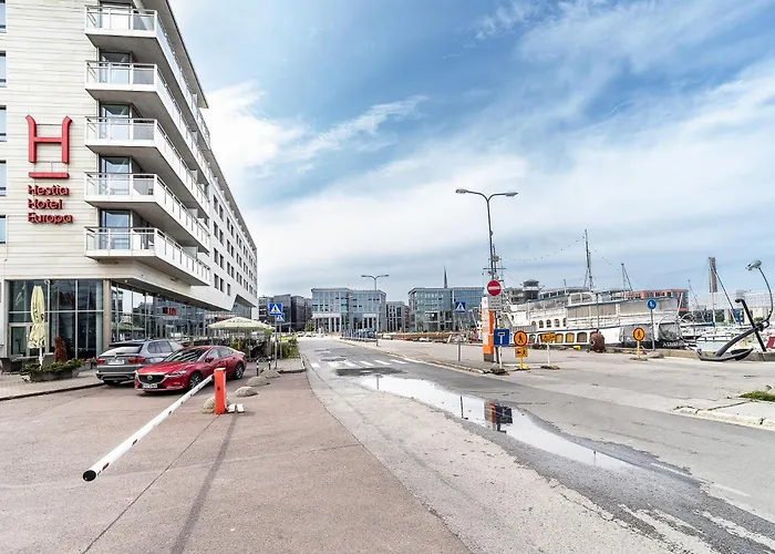 Floor Near Ferry Terminal - Free Parking