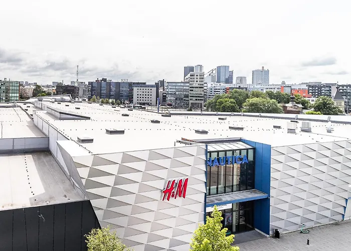 Floor Near Ferry Terminal - Free Parking Appartement *